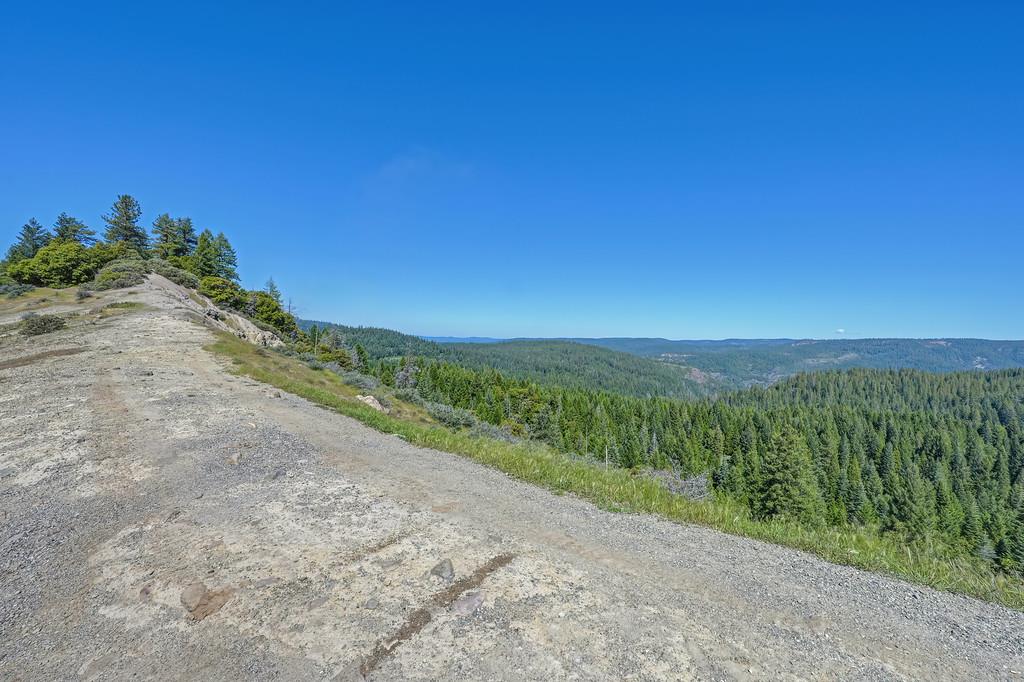 1535 Derbec Road Nevada City, CA 95959 - Photo 24 of 39 a view of a yard with a ocean view