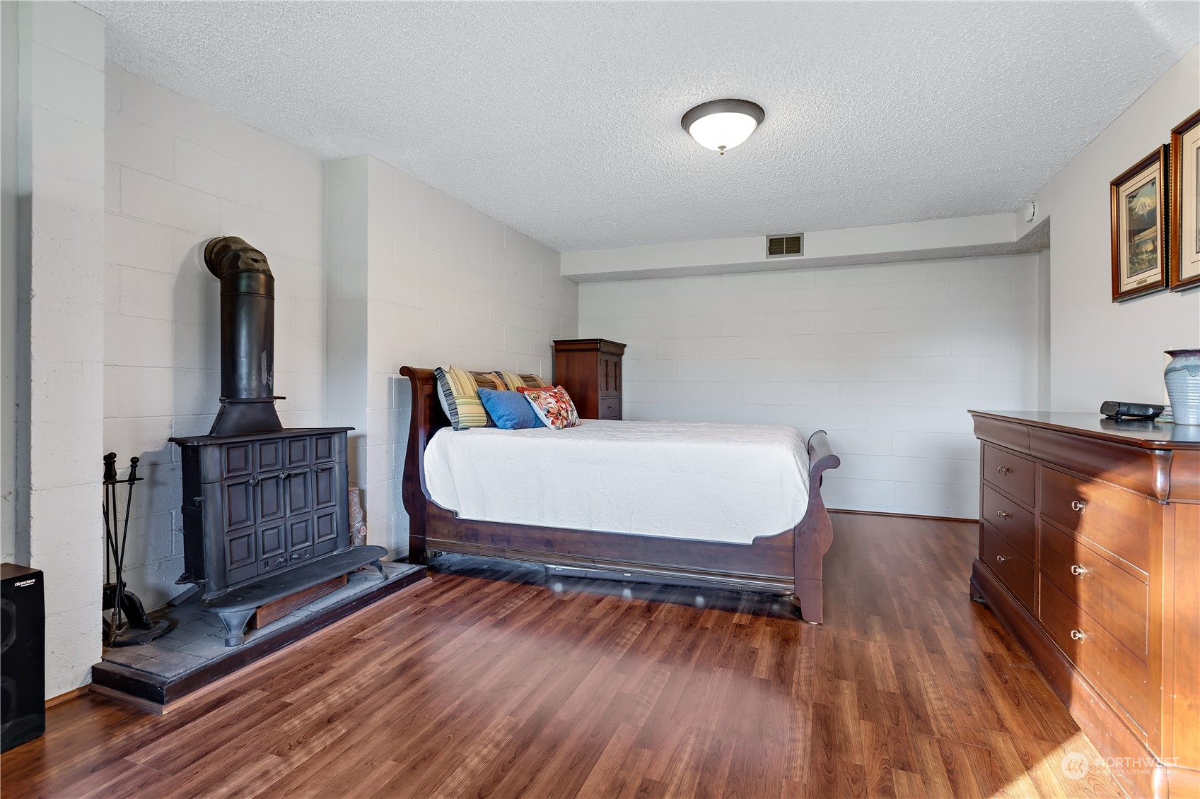 591 East Hemmi Road Lynden, WA 98264 - Photo 29 of 39 Gallery Image 29
