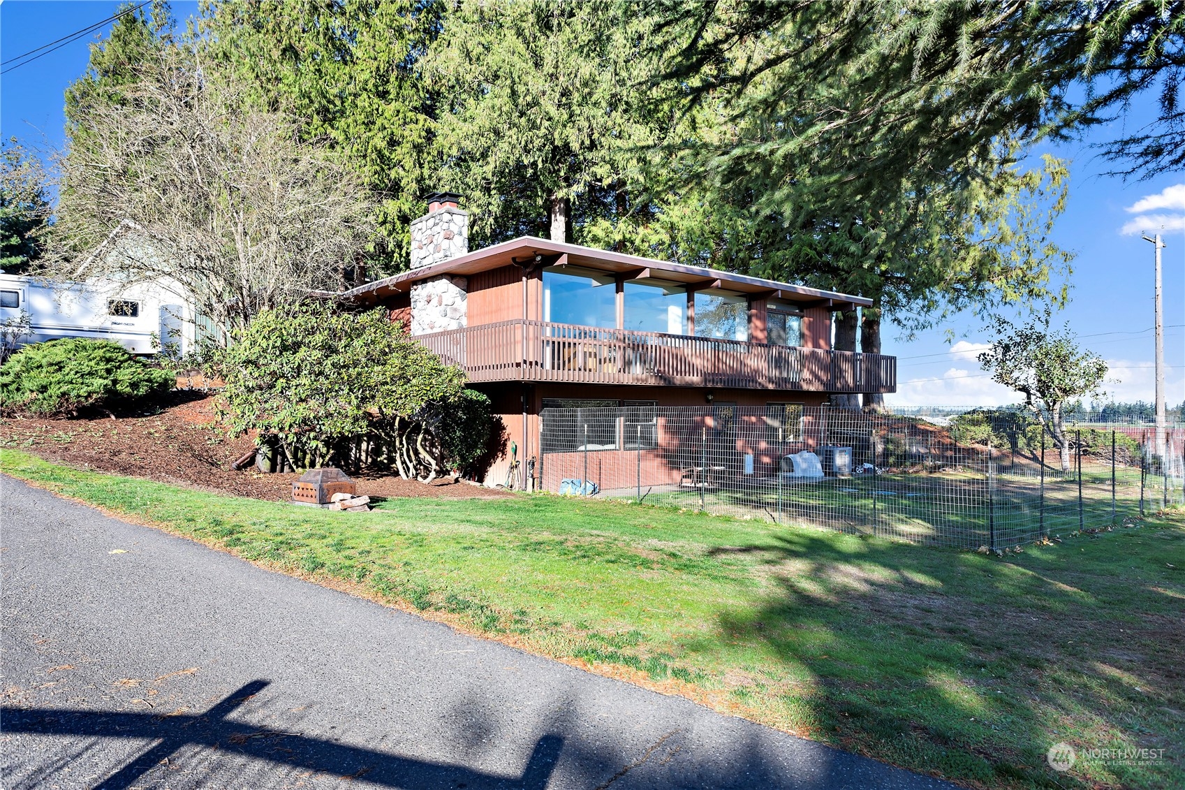 591 East Hemmi Road Lynden, WA 98264 - Photo 4 of 39 Gallery Image 4
