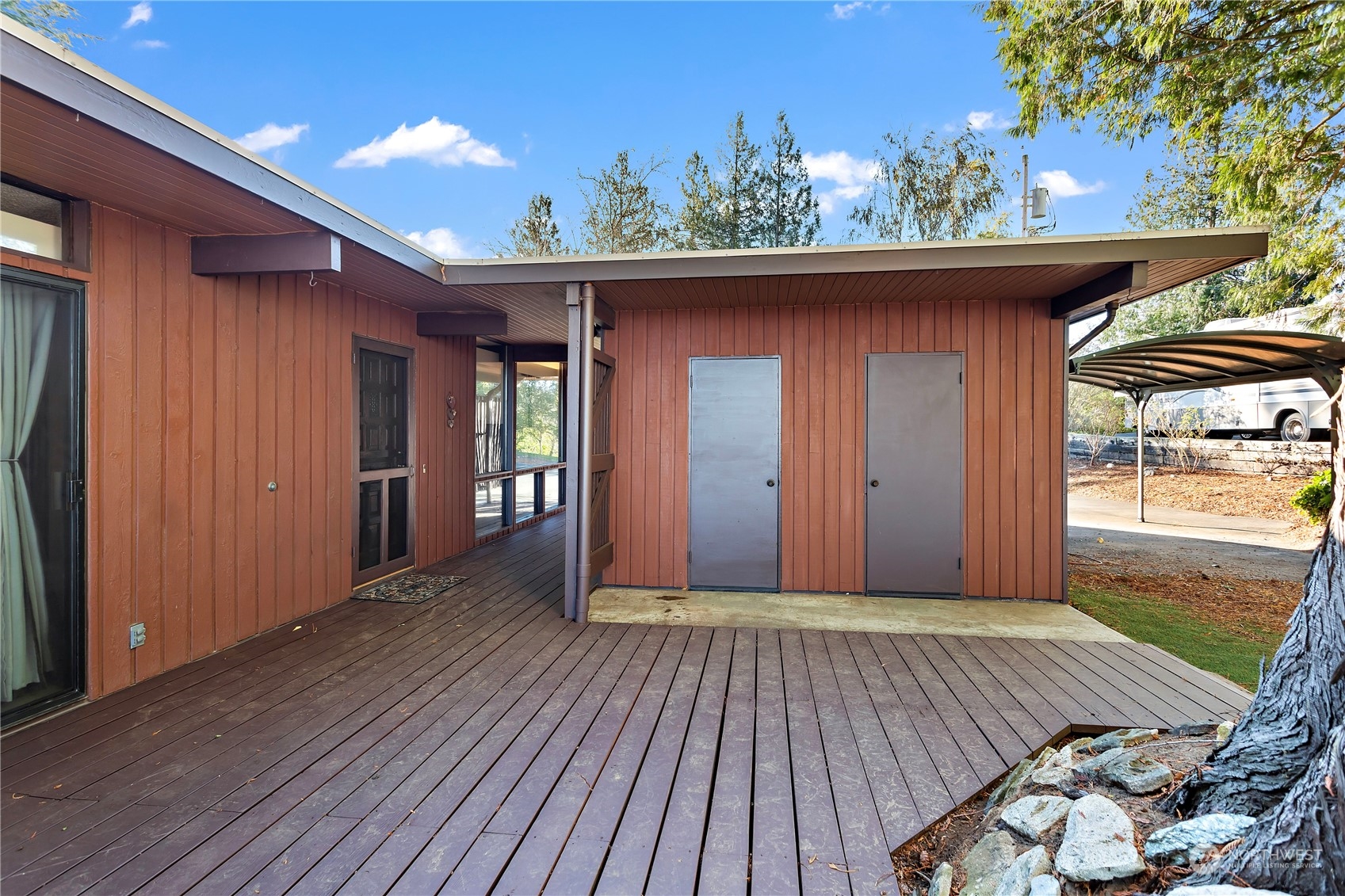 591 East Hemmi Road Lynden, WA 98264 - Photo 7 of 39 Gallery Image 7