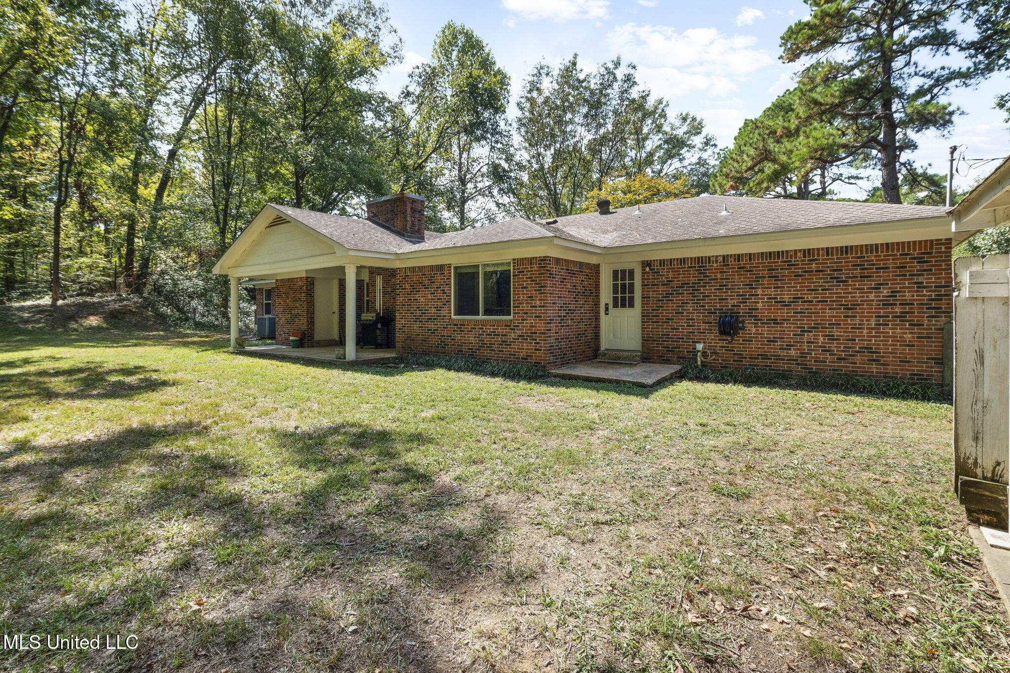 1998 Fogg Road North Nesbit, MS 38651 - Photo 20 of 31 Covered Back Porch