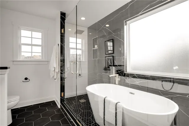 $349,900 | 47 Battlebluff Drive, Rossville, GA 30741