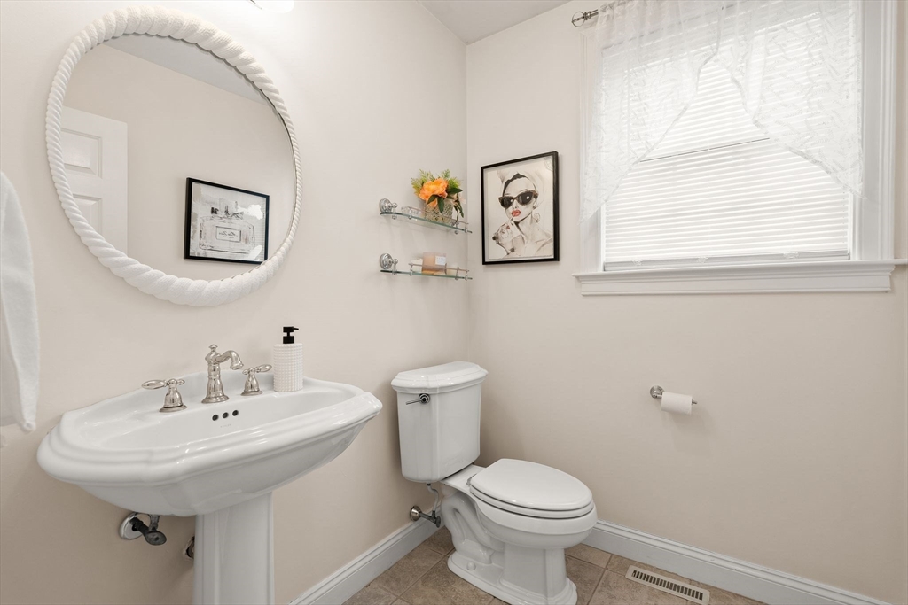 55 Wompatuck Road Hingham, MA 02043 - Photo 20 of 29