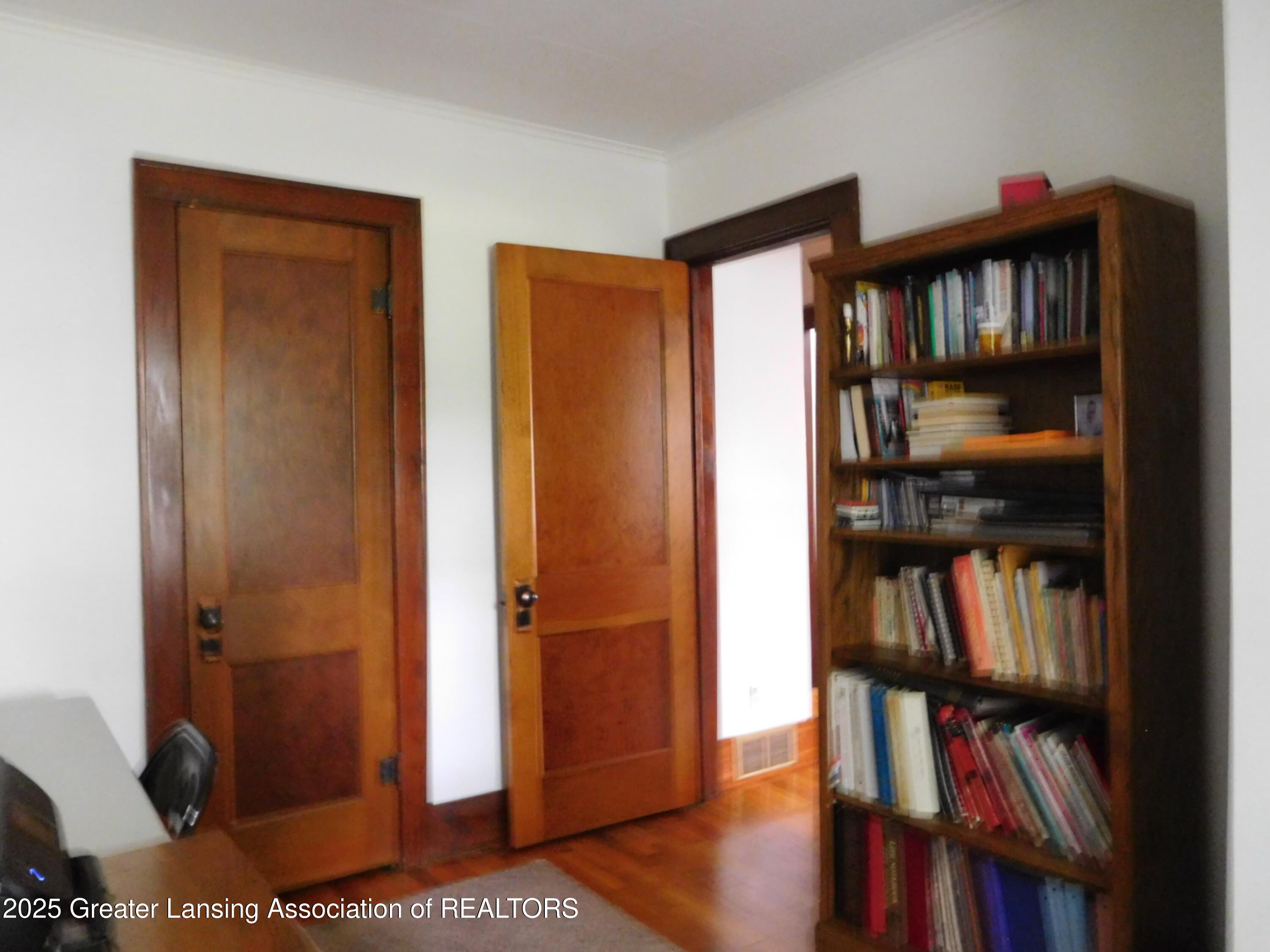 2229 Ives Road Leslie, MI 49251 - Photo 18 of 40 DSCN6087