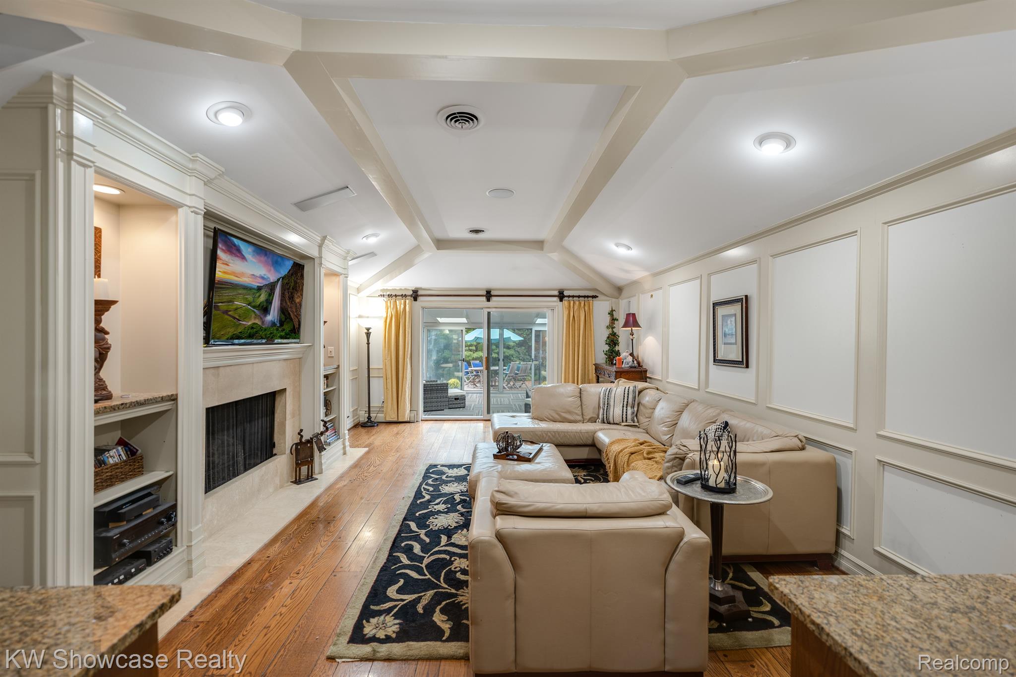 865 South Pemberton Road Bloomfield Hills, MI 48302 - Photo 13 of 36 Gallery Image 13