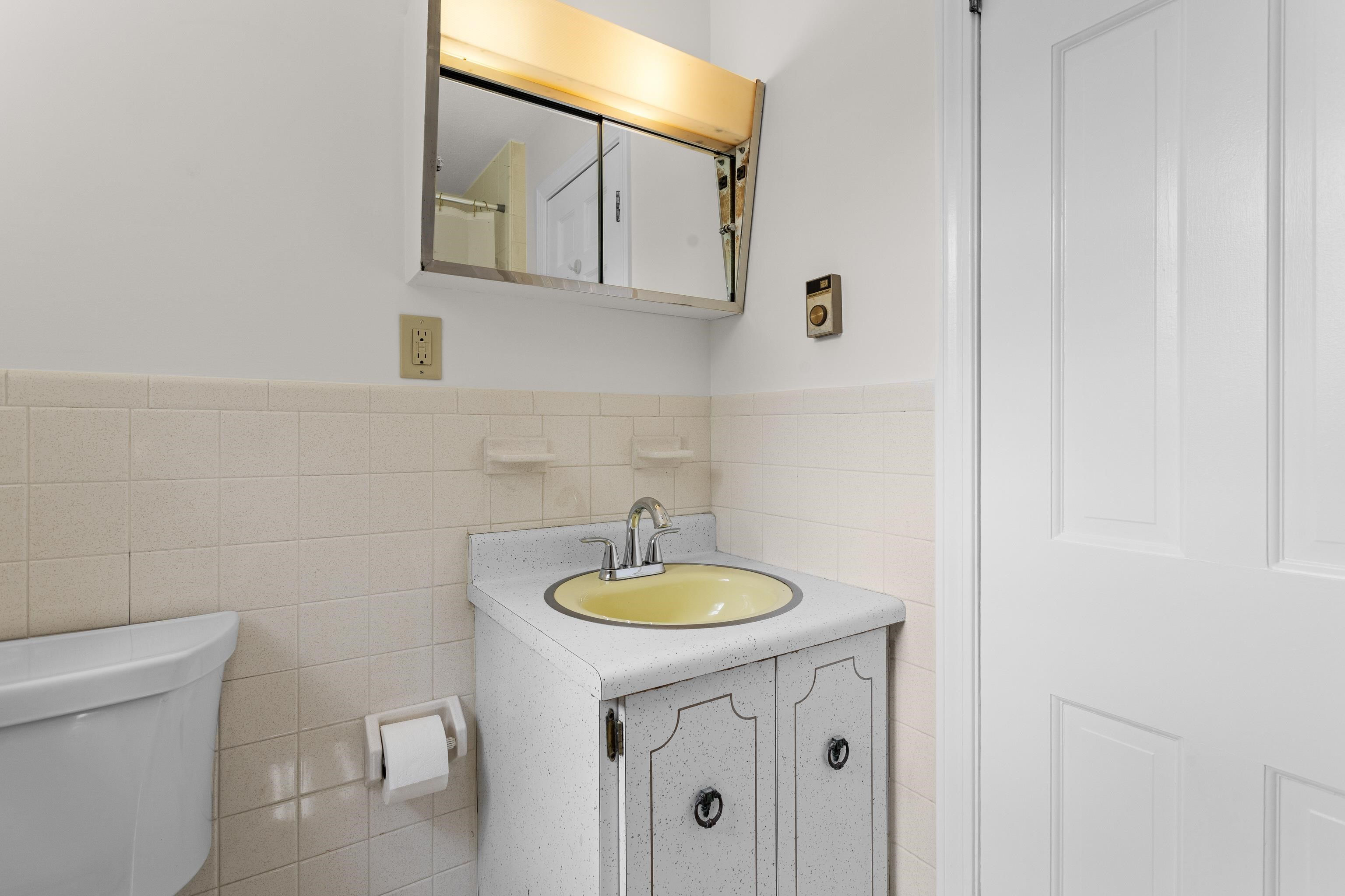 10 Colonial Circle Hampton, NH 03842 - Photo 31 of 58