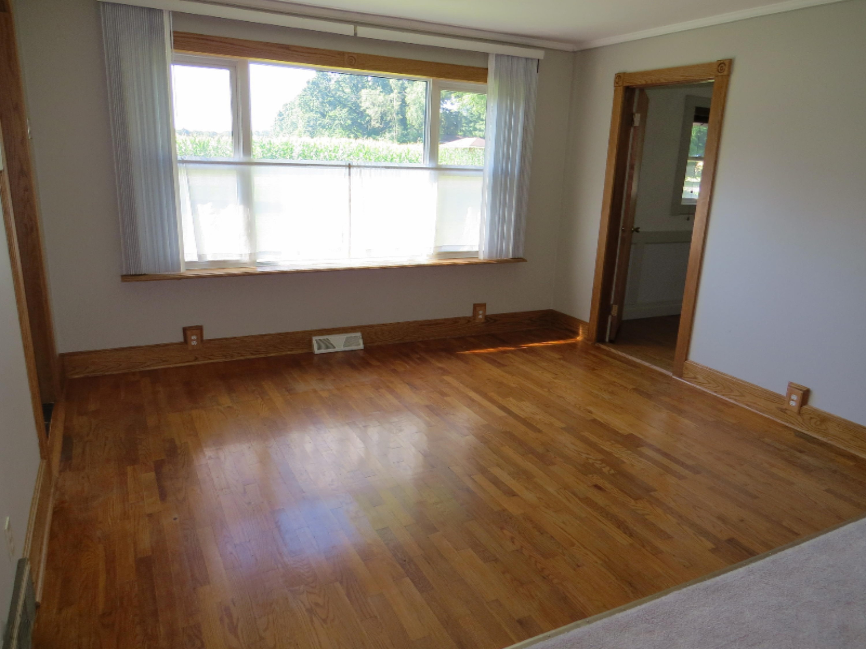 1837 Jefferson Road Otsego, MI 49078 - Photo 11 of 16 IMG_2229
