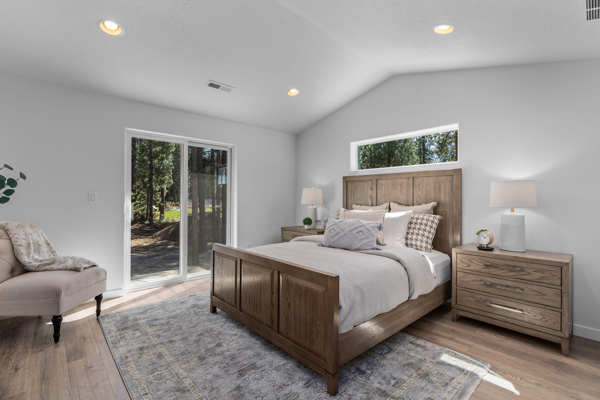 17275 Jacinto Road Bend, OR 97707 - Photo 14 of 46 Keizer - Main Bedroom 1