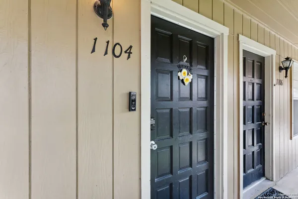 $74,990 | 923 Vance Jackson Road, Unit 1104, San Antonio, TX 78201