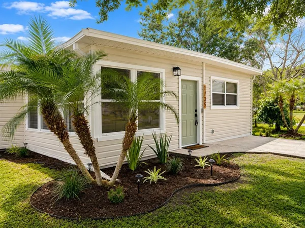 $329,900 | 1725 Park Drive, Lakeland, FL 33803
