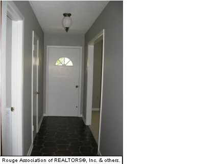 12469 Lockhaven Avenue Baton Rouge, LA 70815 - Photo 2 of 10 Gallery Image 2