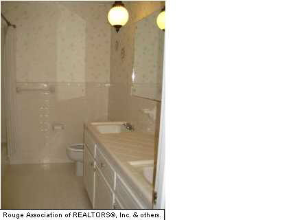 12469 Lockhaven Avenue Baton Rouge, LA 70815 - Photo 8 of 10 Gallery Image 8