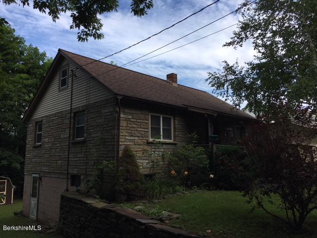 136 Friend Street Adams, MA 01220 - Photo 3 of 17 IMG_9497