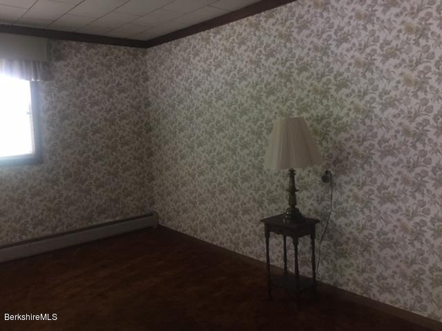 136 Friend Street Adams, MA 01220 - Photo 6 of 17 IMG_9560