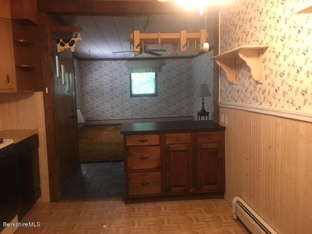 136 Friend Street Adams, MA 01220 - Photo 9 of 17 IMG_9563