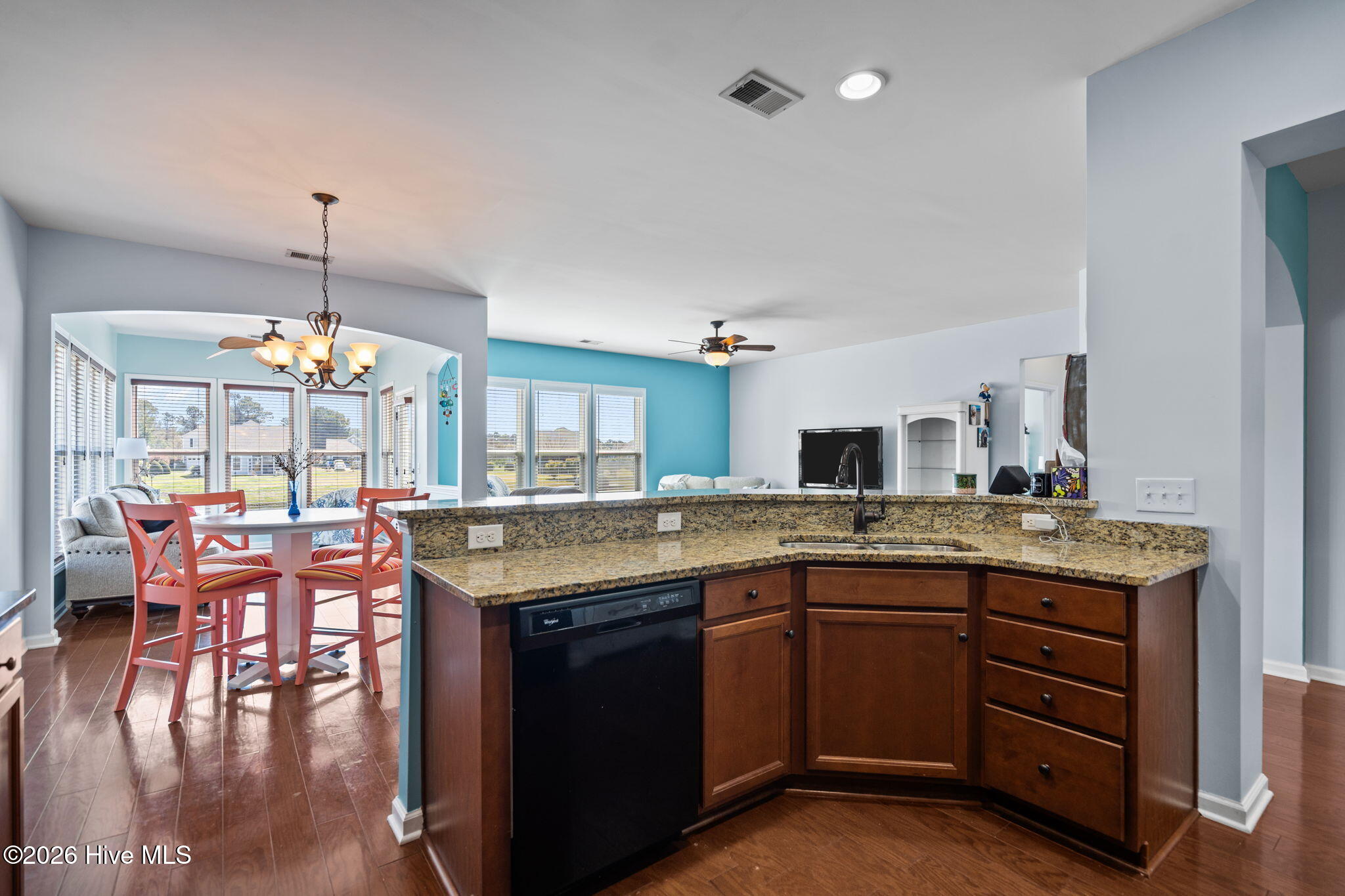 5258 Windlass Road Southport, NC 28461 - Photo 16 of 30 35-web-or-mls-DSC01203