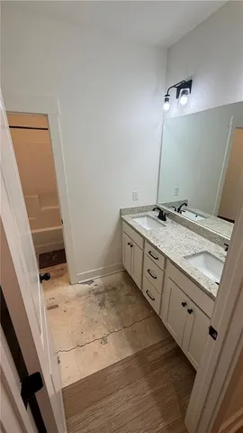 a view of utility room with washer and dryer