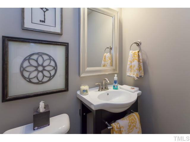 1525 Fullerton Place Raleigh, NC 27607 - Photo 17 of 24 Photo 17
