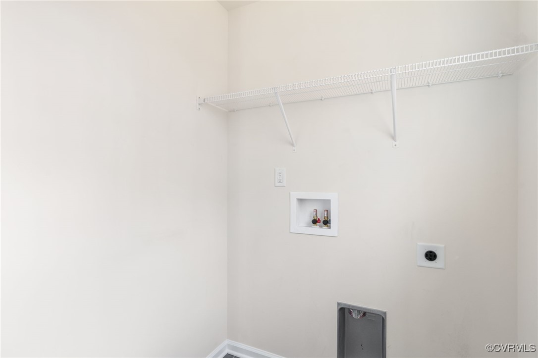 3530 Partlow Road Partlow, VA 22534 - Photo 25 of 50 5X5 laundry room off the dining area and next to t