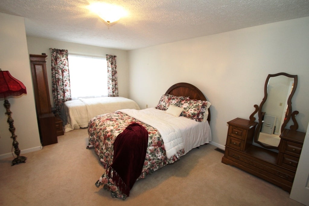 14 Village Road Lewisburg, WV 24901 - Photo 7 of 23 Main Bedroom