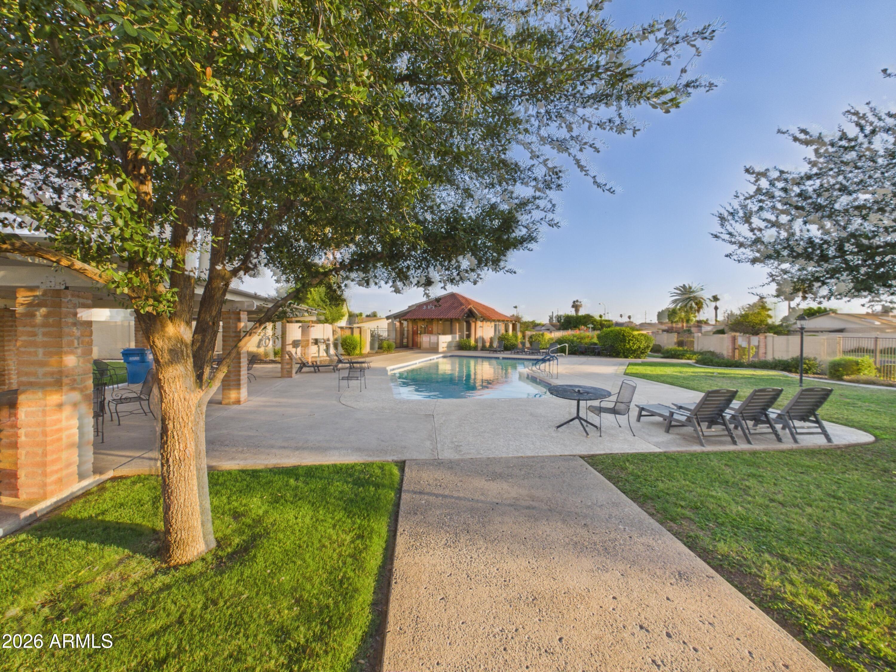 4033 West Griswold Road Phoenix, AZ 85051 - Photo 41 of 45 CAM04435G0-PR0020-STILL042