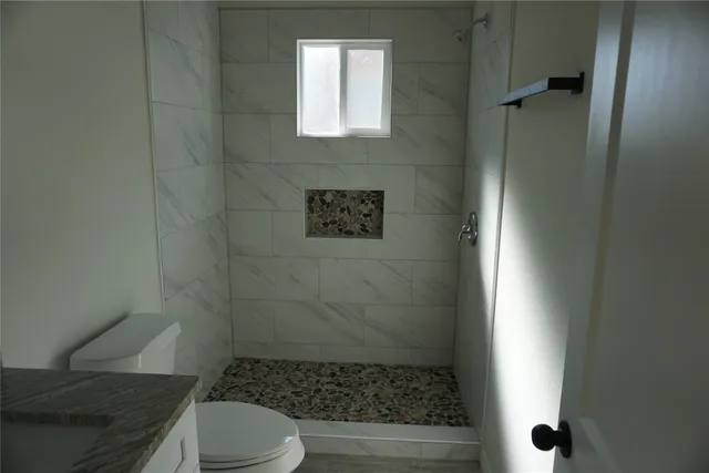 a view of a pathway of a house