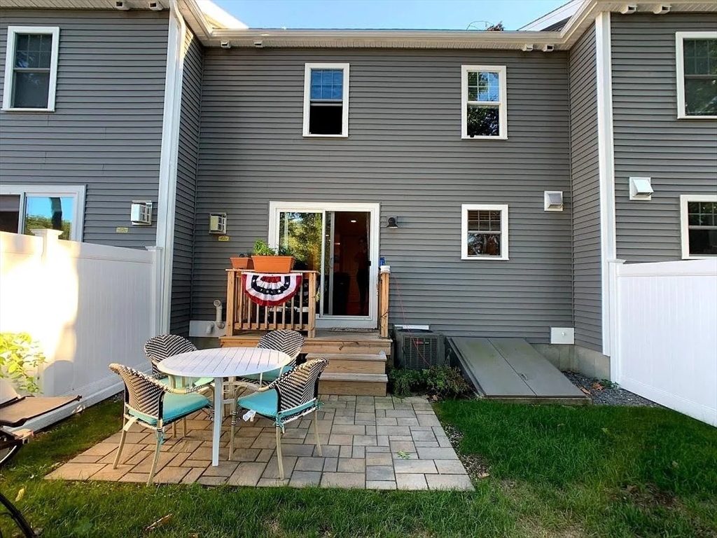 161 Broad Street, Unit 9 Hudson, MA 01749 - Photo 10 of 20