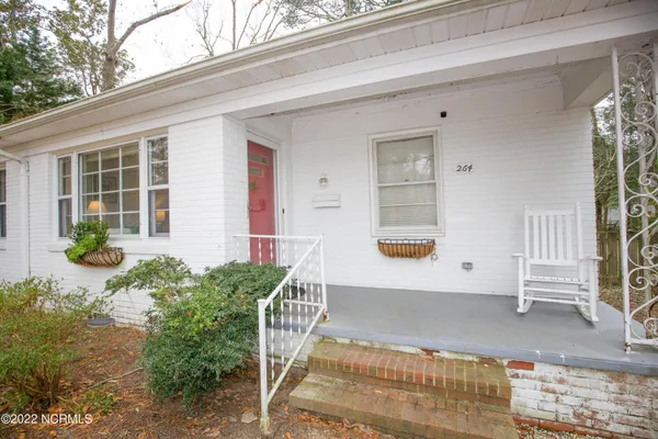 $1,850 | 264 East Indiana Avenue, Southern Pines, NC 28387