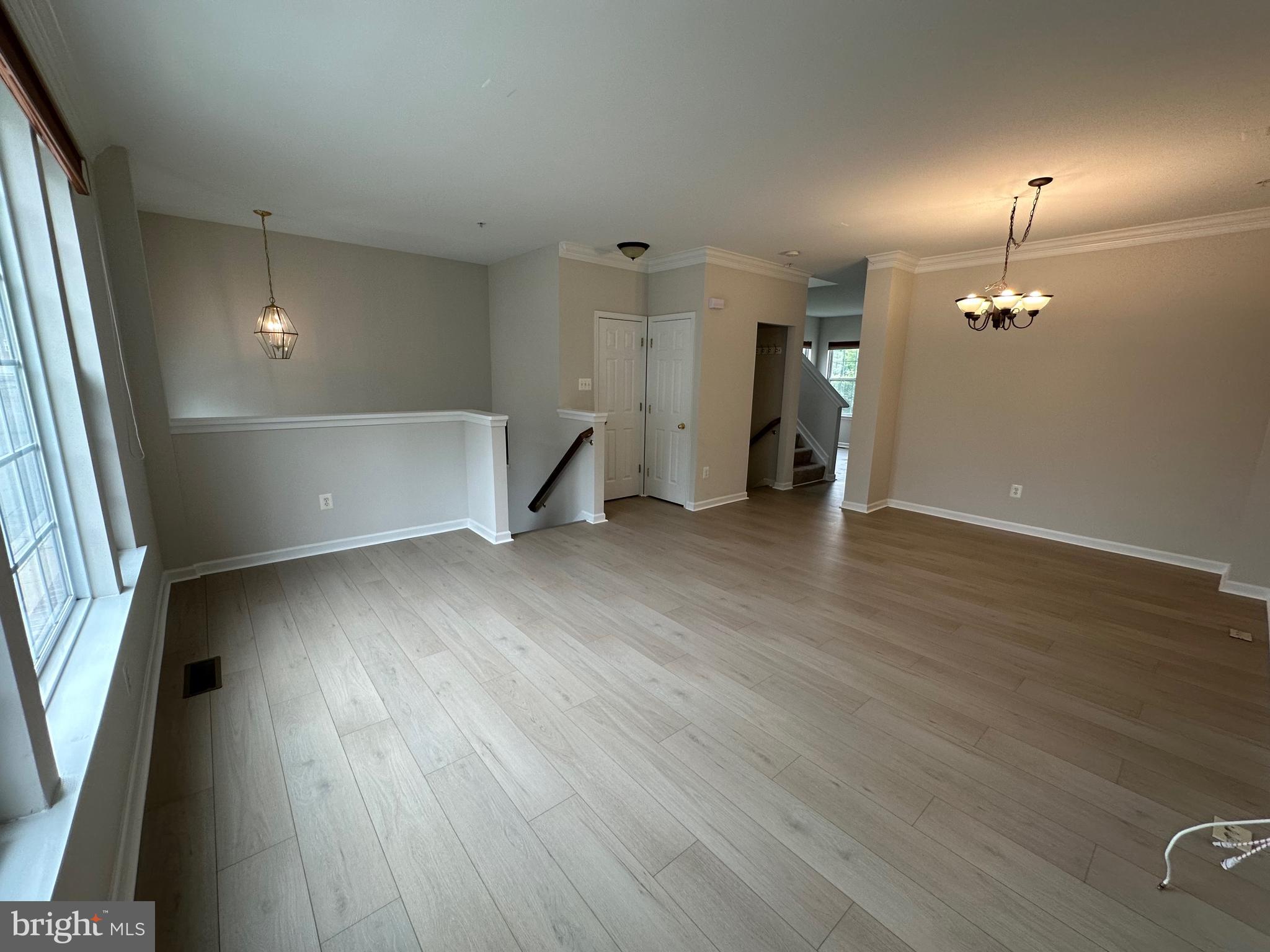 7076 Water Oak Road, Unit 196 Elkridge, MD 21075 - Photo 4 of 31 Family Room