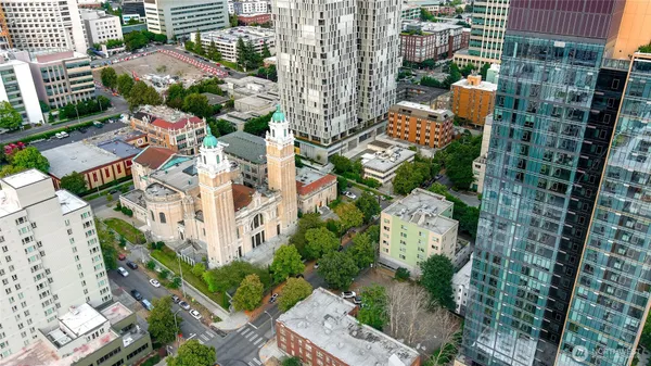 $8,200,000 | 815 9th Avenue, Seattle, WA 98104