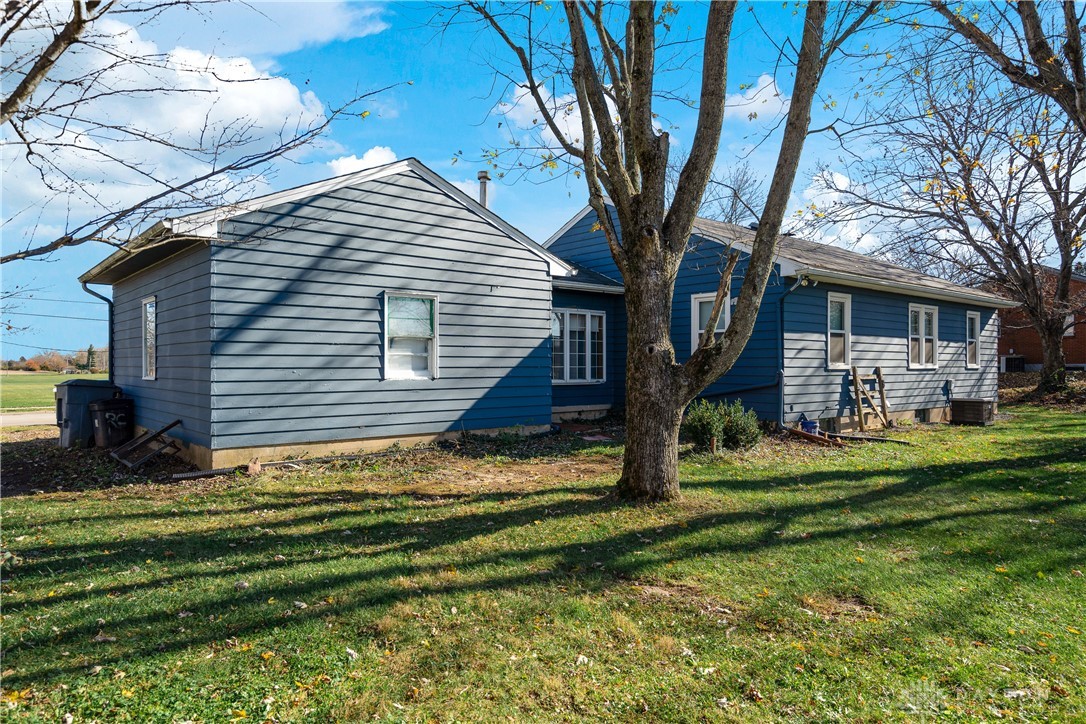 279 South Fuls Road New Lebanon, OH 45345 - Photo 6 of 35 Gallery Image 6