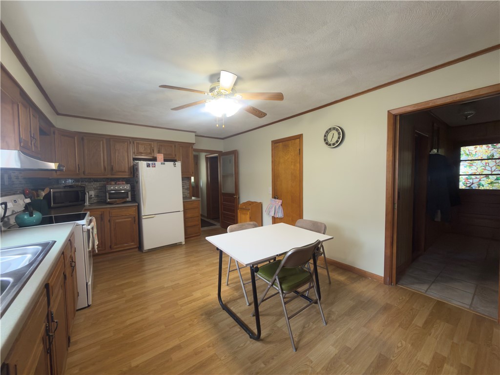 1264 Chopmist Hill Road Scituate, RI 02857 - Photo 11 of 27