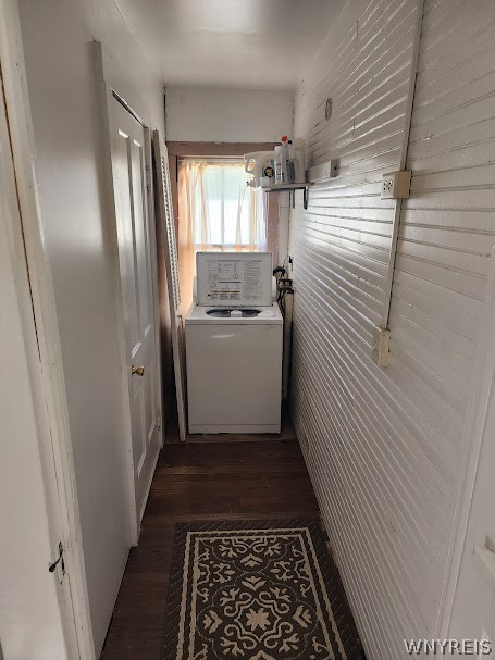 999 Rte 5 And 20 Hanover, NY 14136 - Photo 21 of 40 Lower enclosed rear room