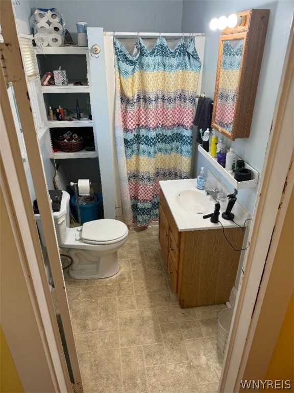 999 Rte 5 And 20 Hanover, NY 14136 - Photo 26 of 40 Upper Bath