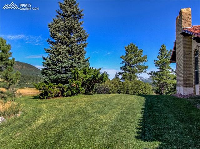 13802 South Perry Park Road Larkspur, CO 80118 - Photo 6 of 36 Gallery Image 6