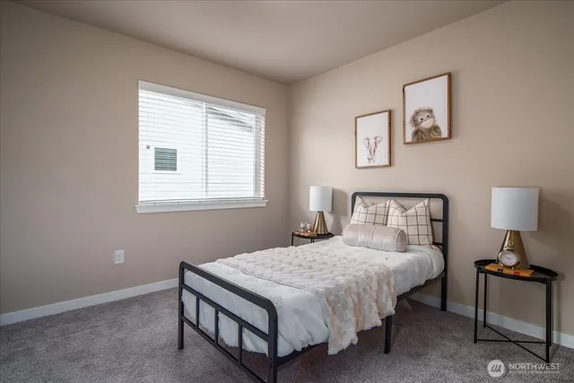 $3,900 | 11821 82nd Avenue South, Seattle, WA 98178