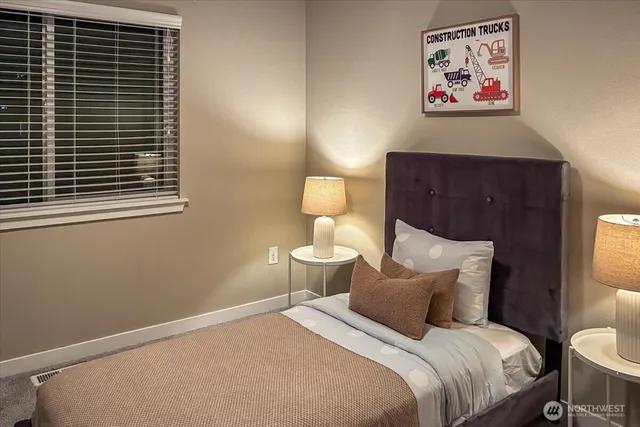 $3,900 | 11821 82nd Avenue South, Seattle, WA 98178