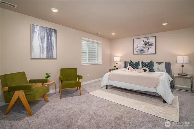 $3,900 | 11821 82nd Avenue South, Seattle, WA 98178