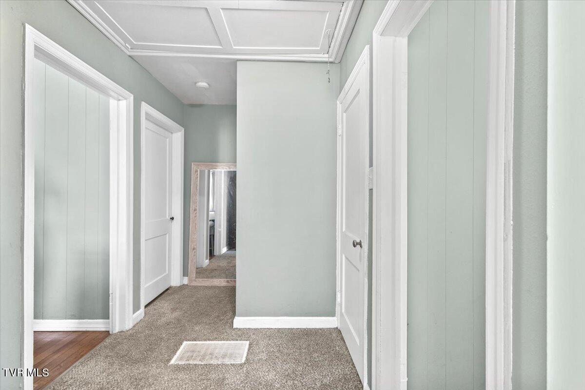 1014 Myrtle Street Kingsport, TN 37660 - Photo 11 of 29 18-128A1041