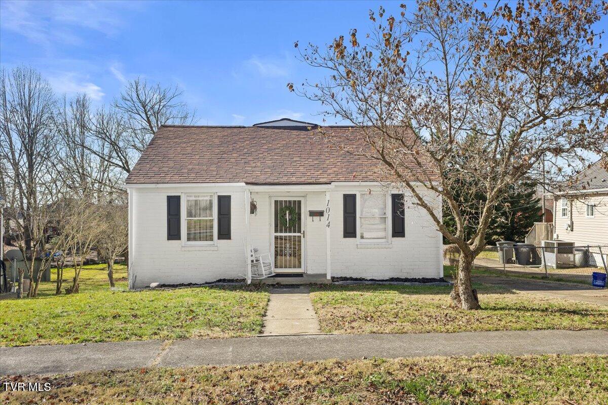 1014 Myrtle Street Kingsport, TN 37660 - Photo 2 of 29 03-128A0987