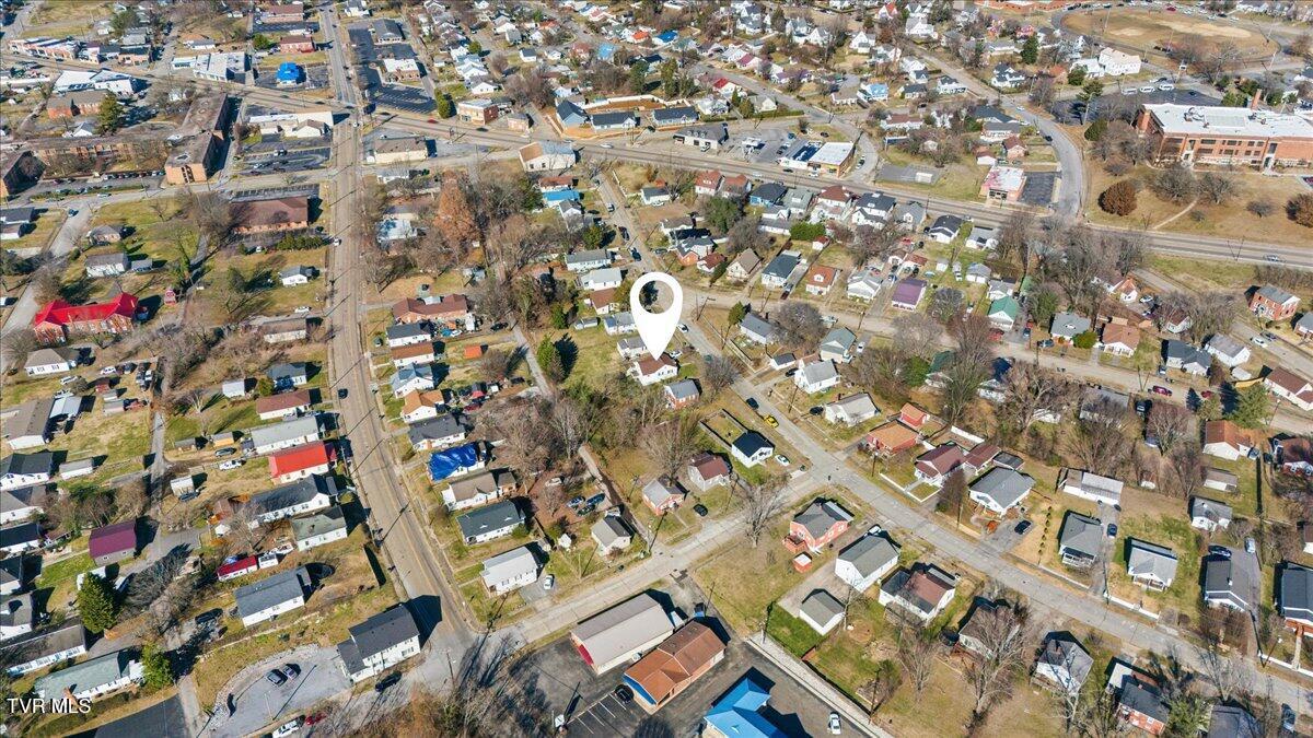 1014 Myrtle Street Kingsport, TN 37660 - Photo 26 of 29 34-DJI_20251220131021_0049_D