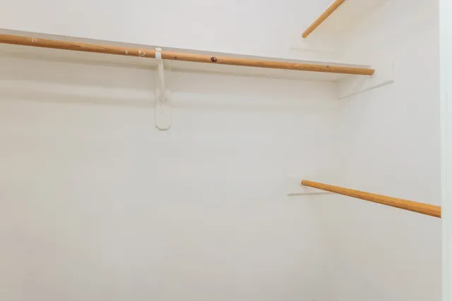 $2,095 | 2711 Knollbrook Lane, Spring, TX 77373