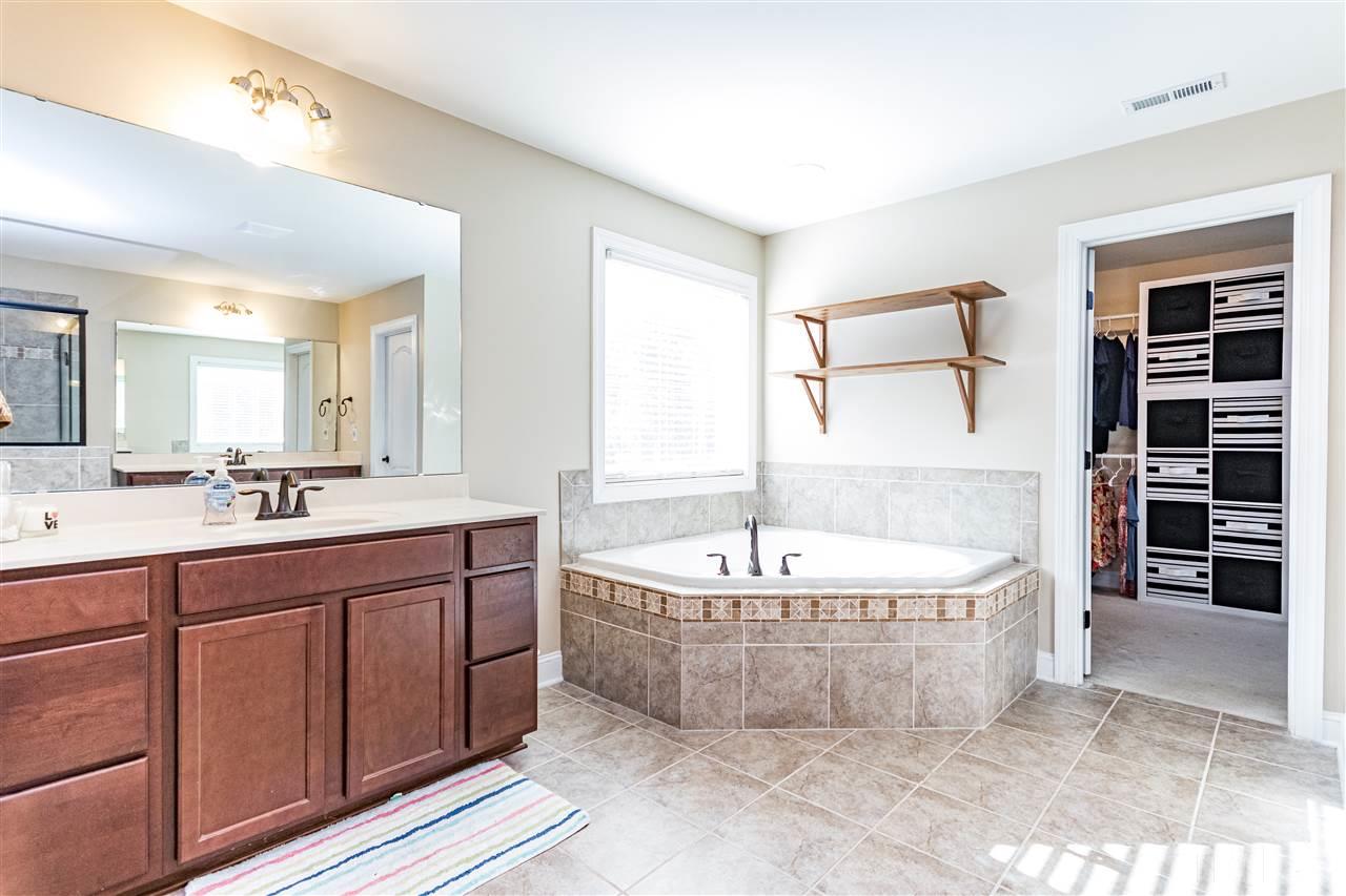 1504 Farthingale Court Raleigh, NC 27603 - Photo 16 of 29 Gallery Image 16