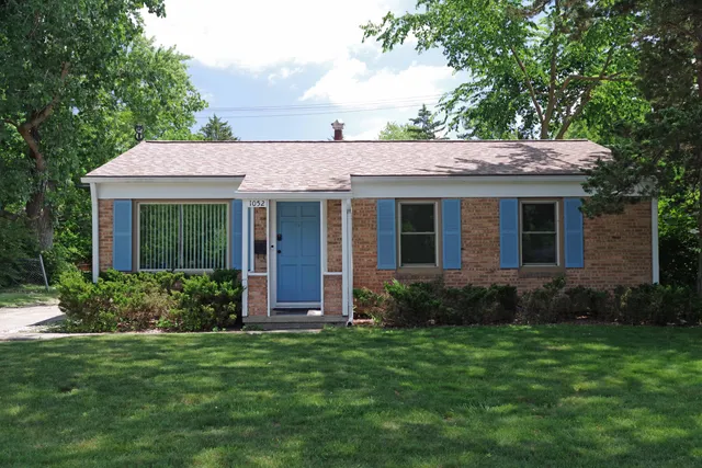 $2,100 | 1052 North Maple Road, Ann Arbor, MI 48103