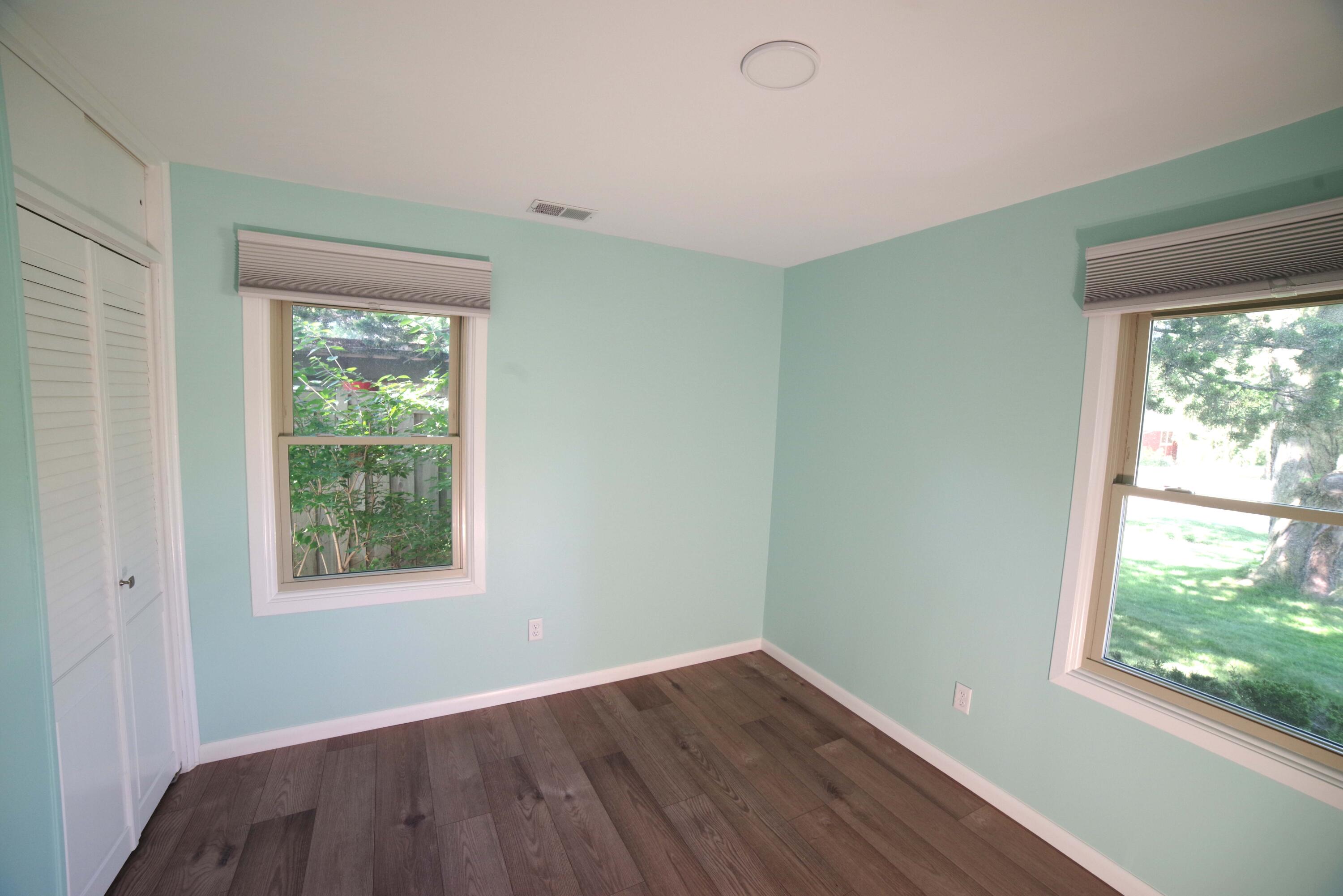 1052 North Maple Road Ann Arbor, MI 48103 - Photo 11 of 19 IMGP0488er