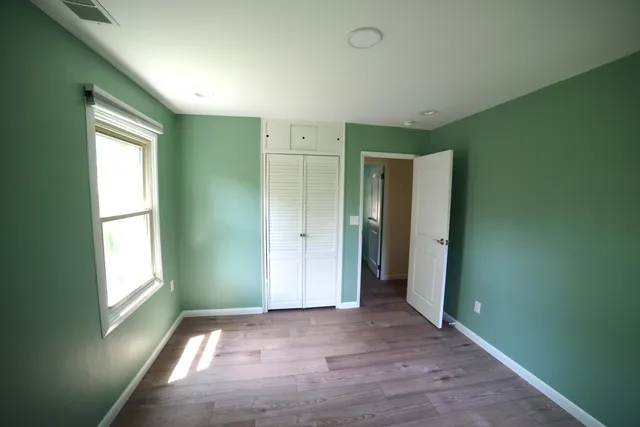 $2,100 | 1052 North Maple Road, Ann Arbor, MI 48103