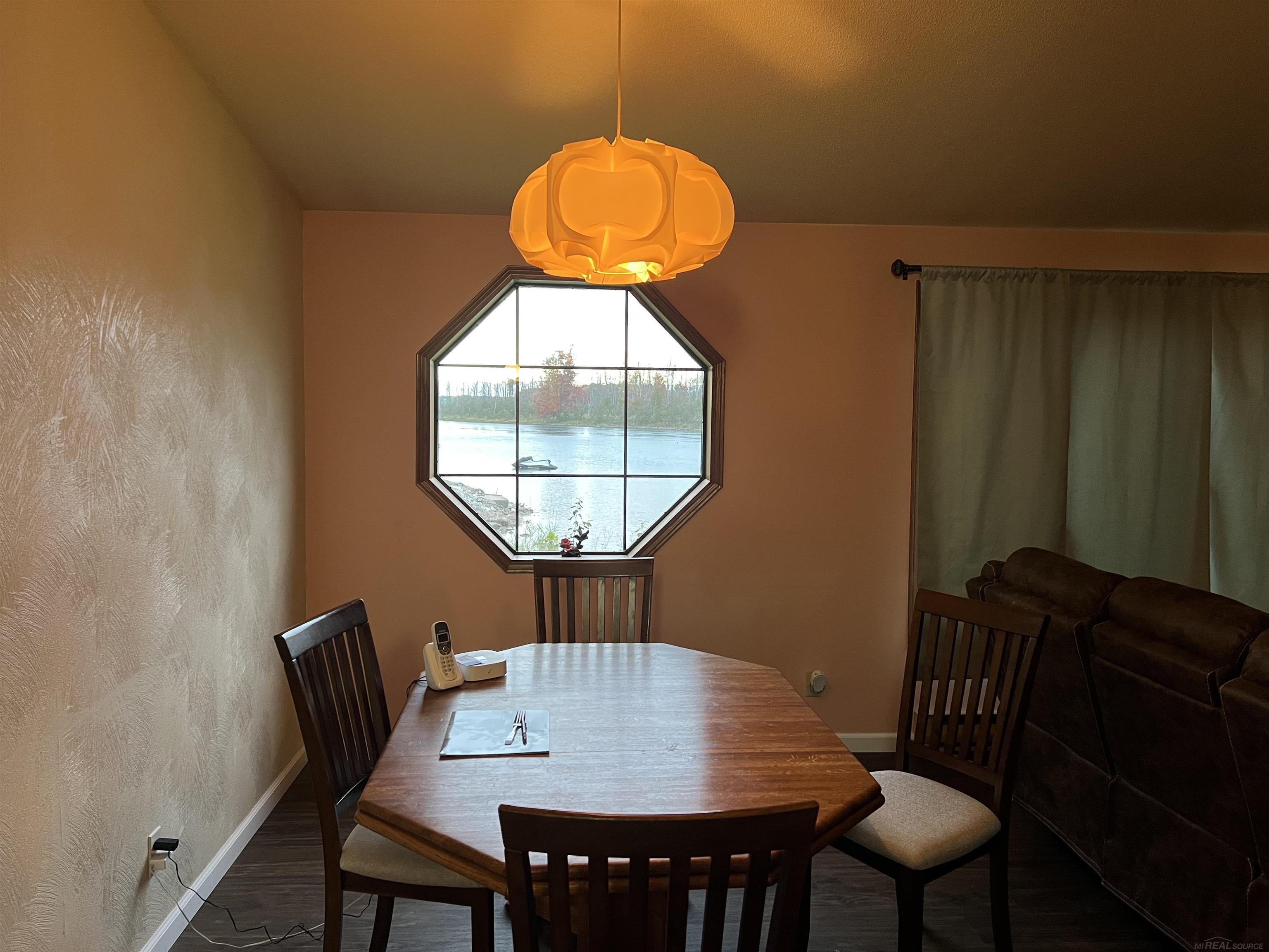 2039 South Riverside Drive Sault Ste. Marie, MI 49783 - Photo 11 of 75