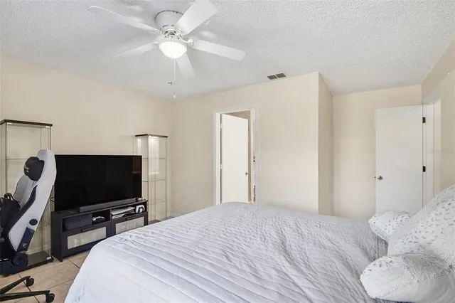 $295,000 | 1241 Harcross Lane, Deltona, FL 32738