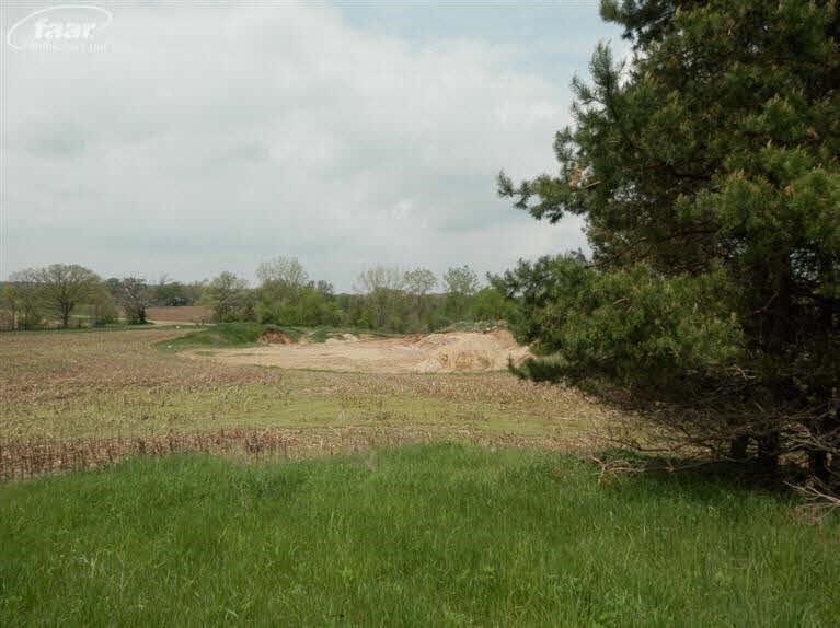 8428 O O'Connell Road Fenton, MI 48430 - Photo 16 of 18