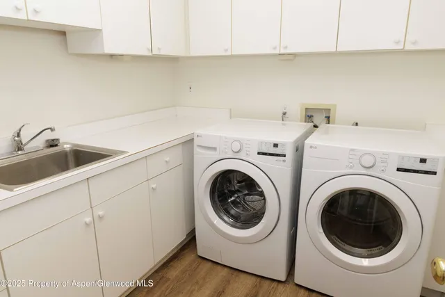 $13,500,000 | 229 West Hallam Street, Aspen, CO 81611